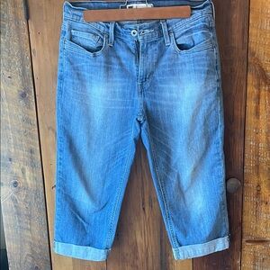 Levi's Light Blue Rolled-Cuff Jeans